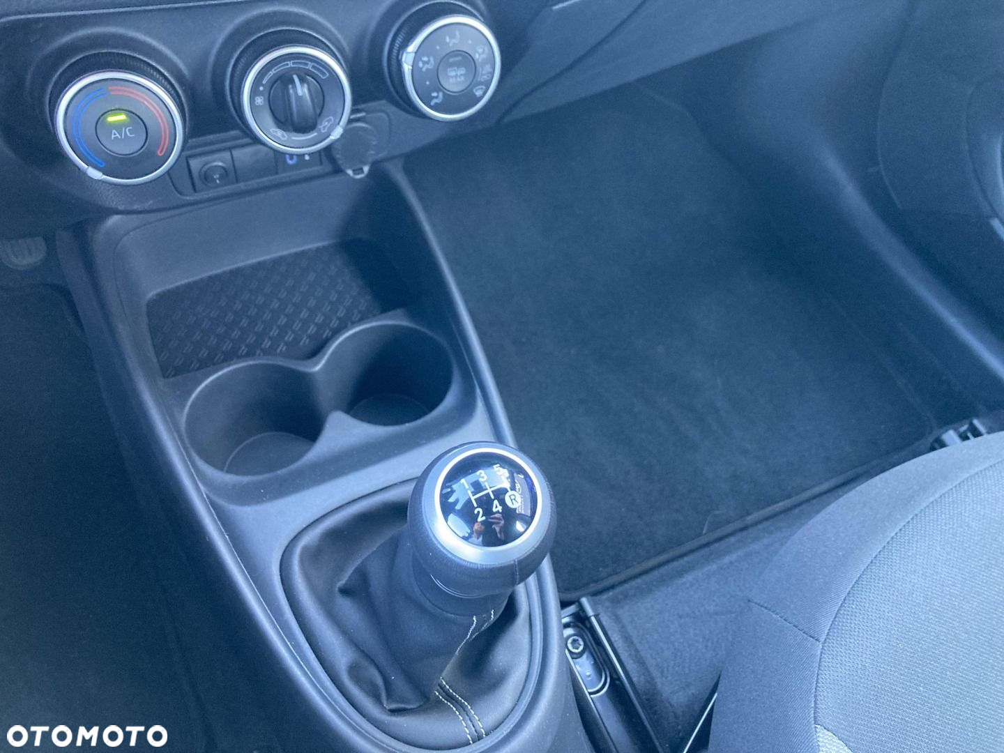 Toyota Aygo X - 25