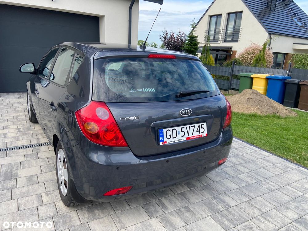Kia Ceed 1.4 Comfort - 6