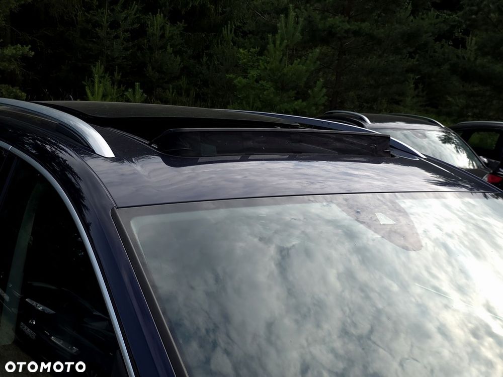 Volkswagen Sharan 2.0 TDI Highline DSG - 26