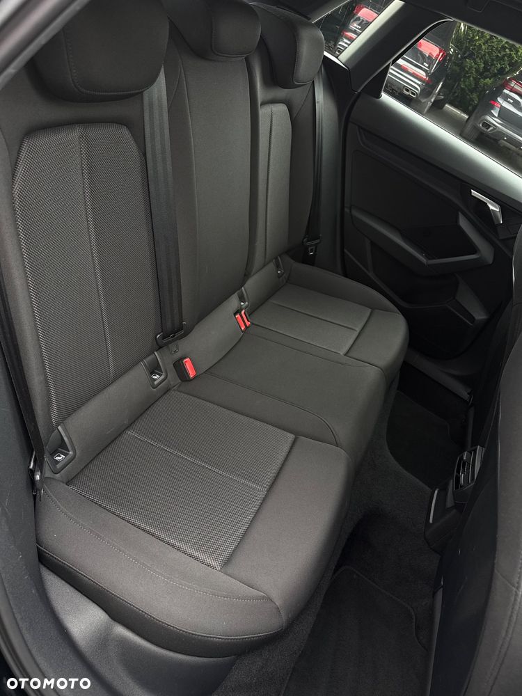 Audi A3 Sportback 40 TFSIe S tronic S line - 25