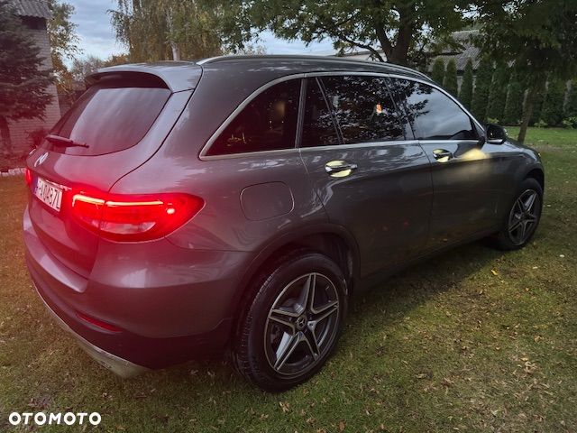 Mercedes-Benz GLC - 26