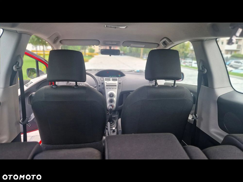 Toyota Yaris 1.3 Luna - 22