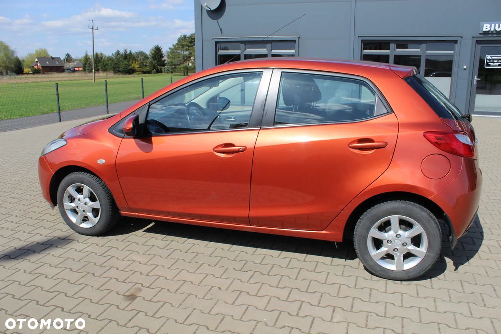 Mazda 2 - 9