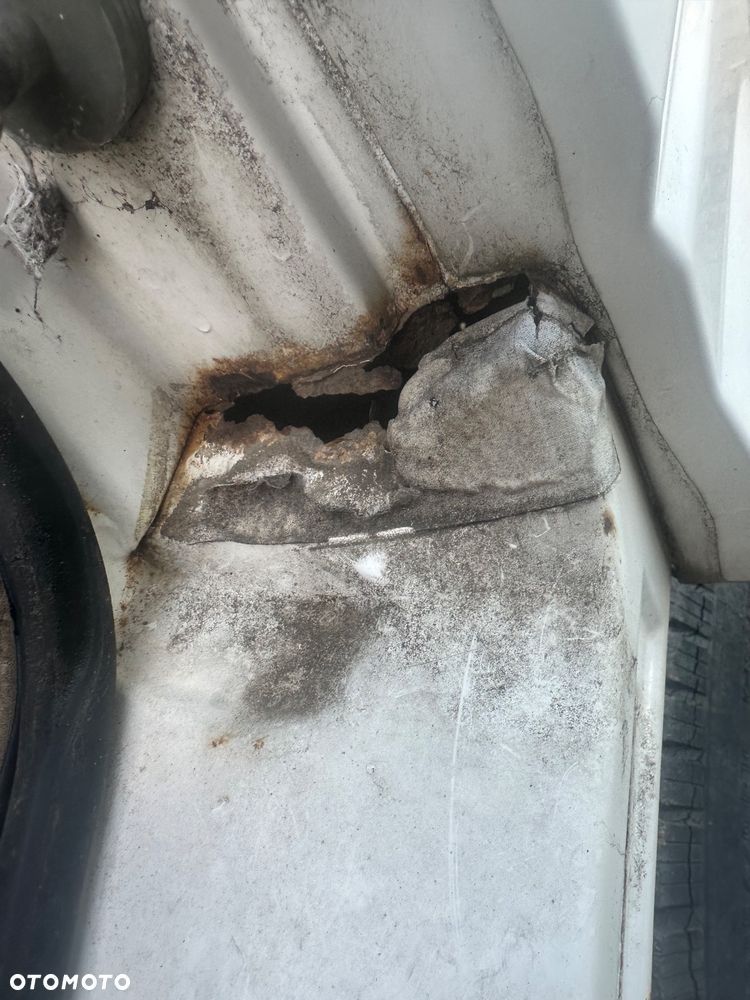 Land Rover Discovery - 11