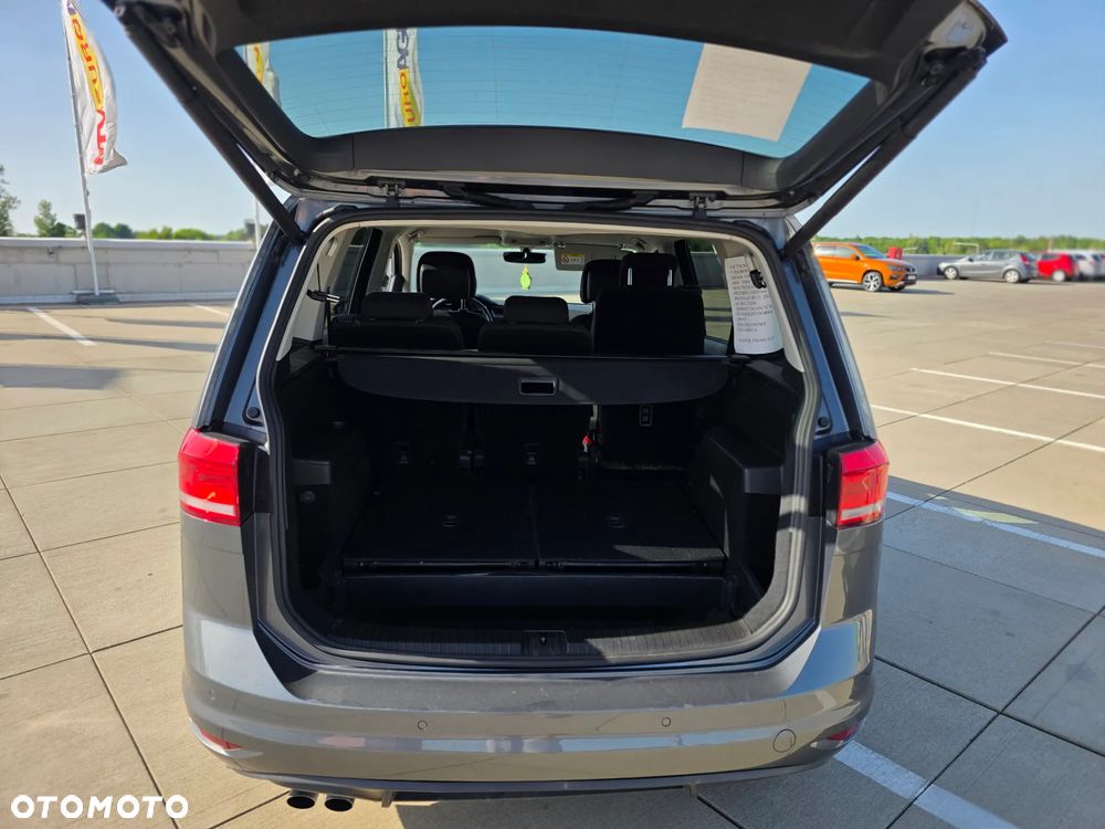 Volkswagen Touran 1.4 TSI BMT Highline - 13