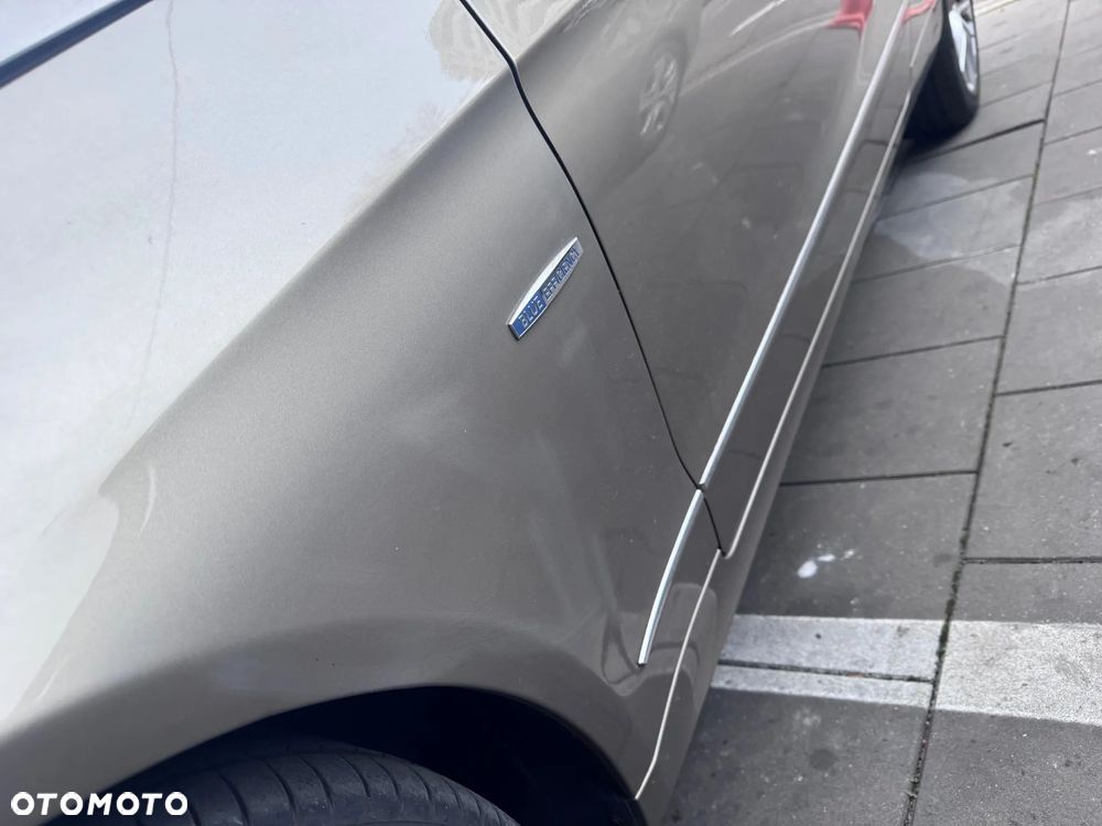 Mercedes-Benz Klasa E 250 CDI 7G-TRONIC - 15