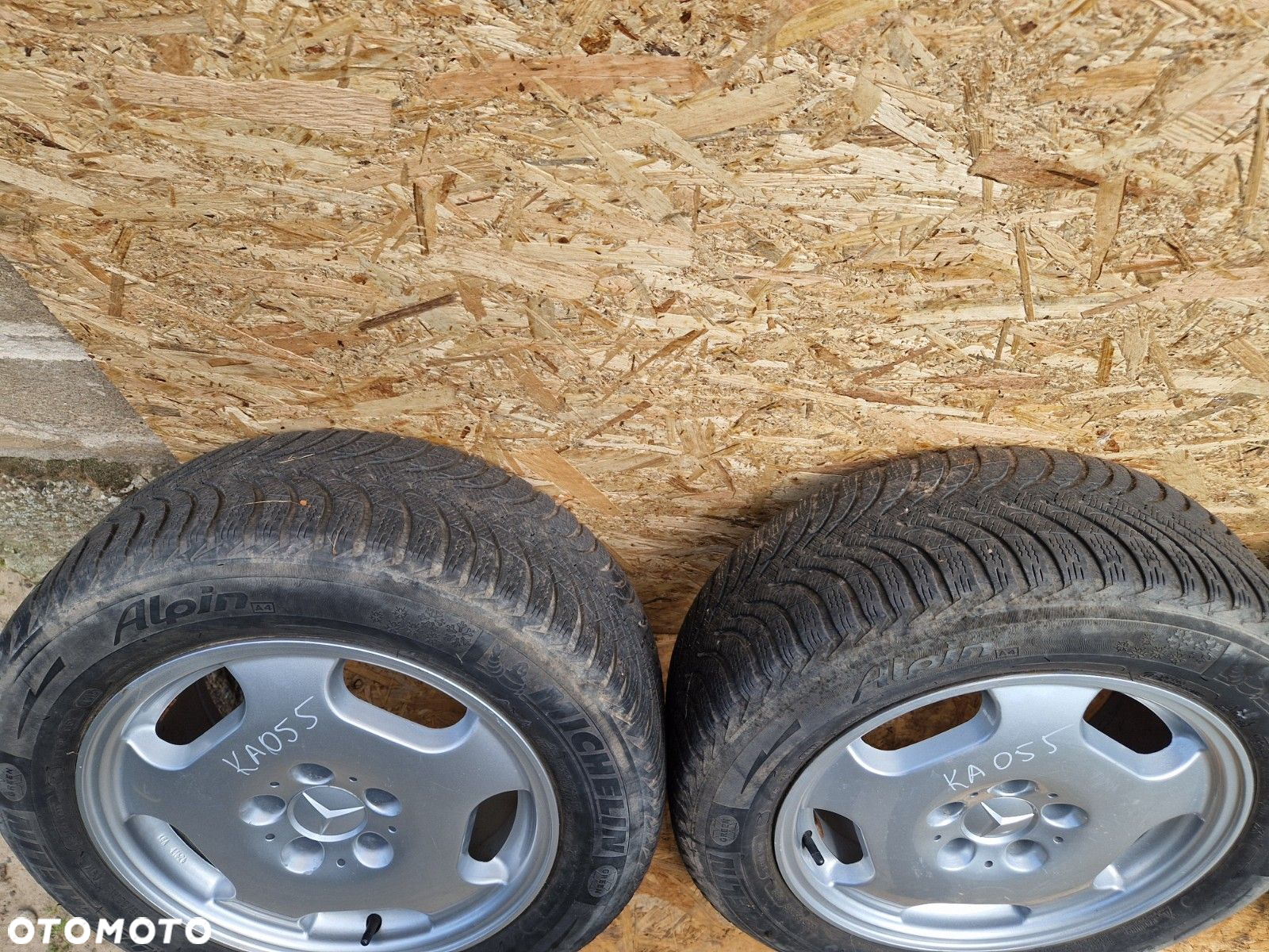 MERCEDES FELGI ALUMINIOWE 225/55 R16 KOMPLET ET35 7,5X16 - 4