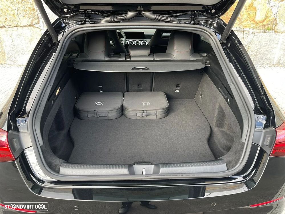 Mercedes-Benz CLA 250 e - 21