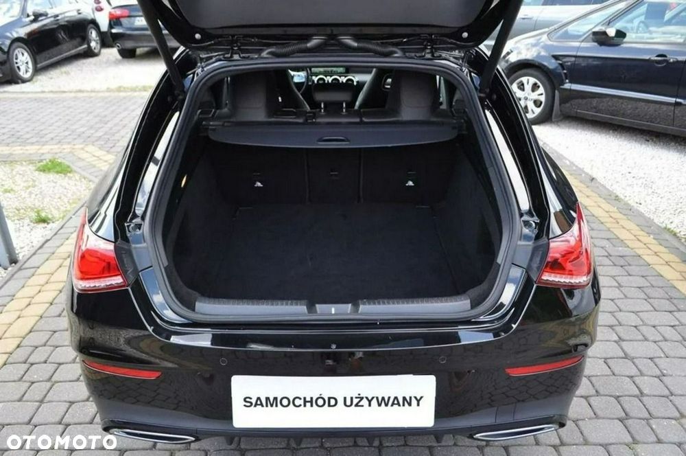 Mercedes-Benz CLA 200 7G-DCT AMG Line - 31