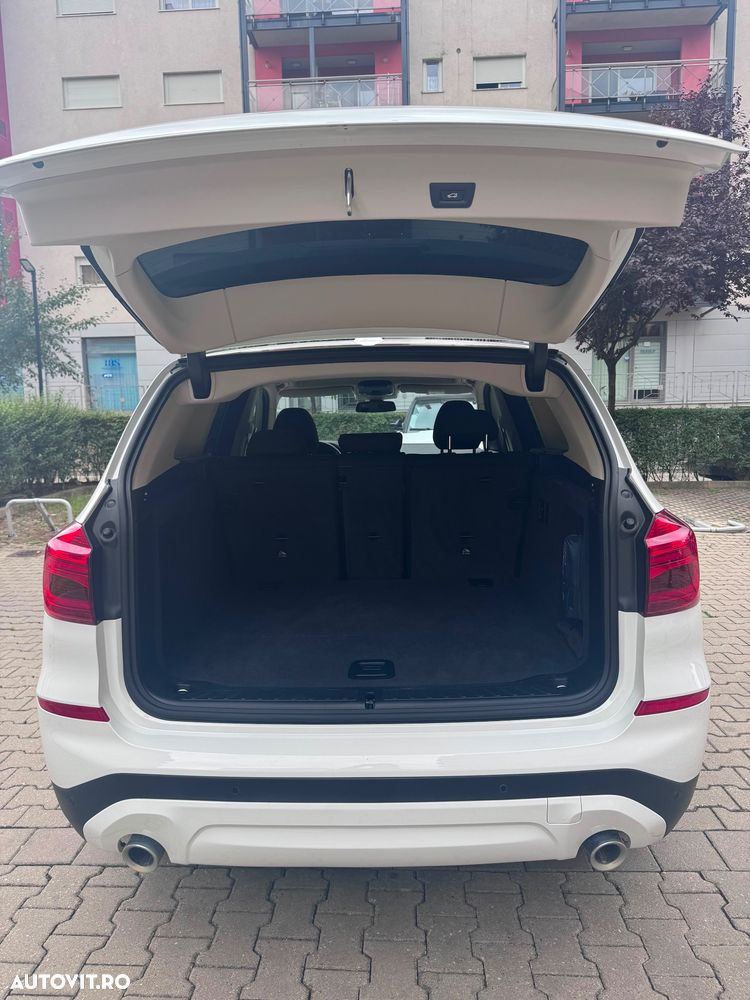 BMW X3 xDrive20d AT Advantage - 18