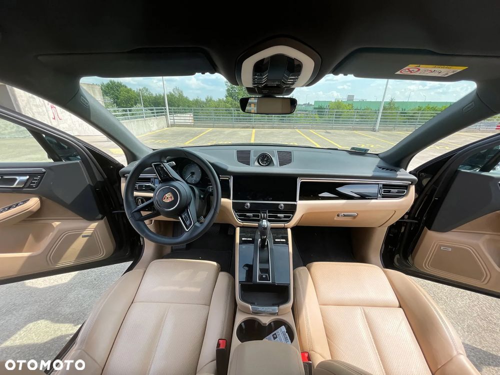 Porsche Macan - 12