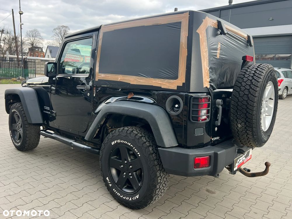 Jeep Wrangler 2.8 CRD DPF Sahara - 3