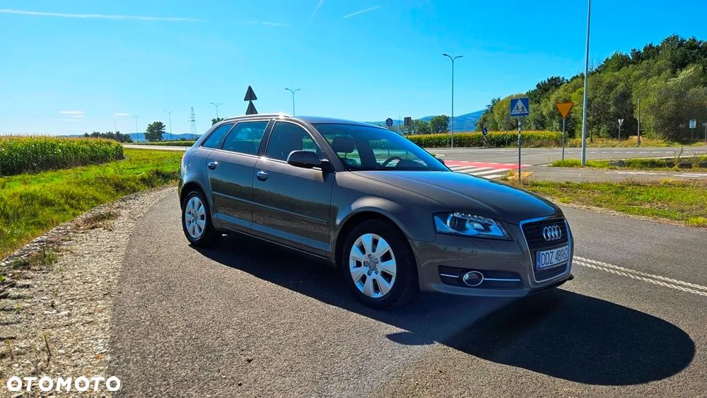 Audi A3 Sportback 1.6 TDI Attraction - 14