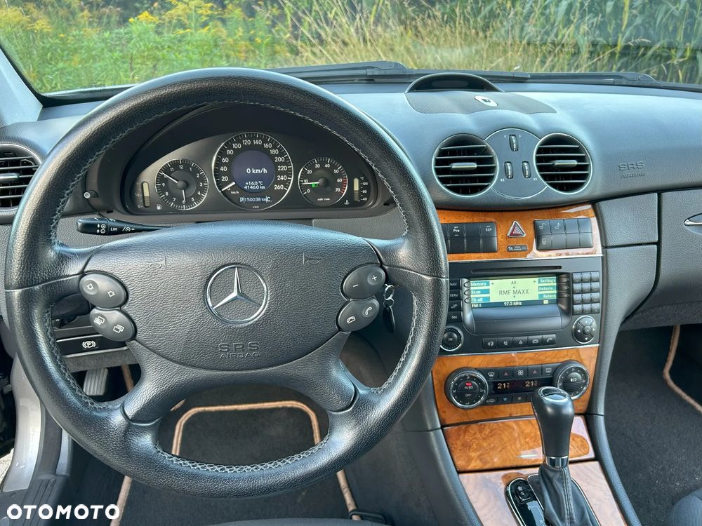 Mercedes-Benz CLK - 16
