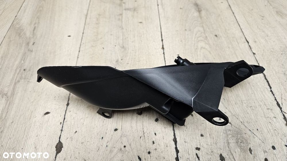 Okular prawy obudowa lampy Yamaha YFM 660 Raptor  5LP-84111-10 - 4