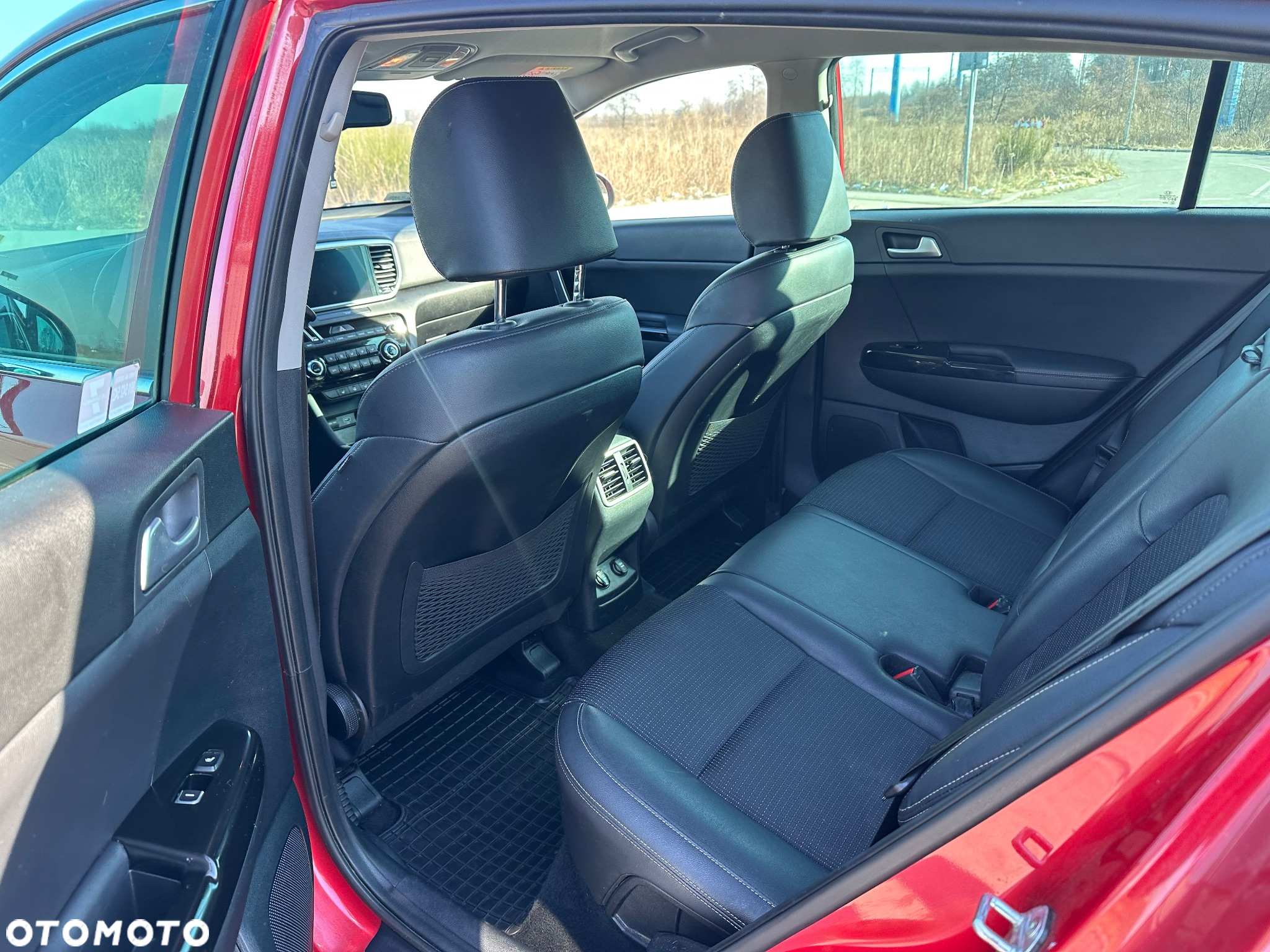 Kia Sportage 1.6 GDI Black Edition 2WD - 8