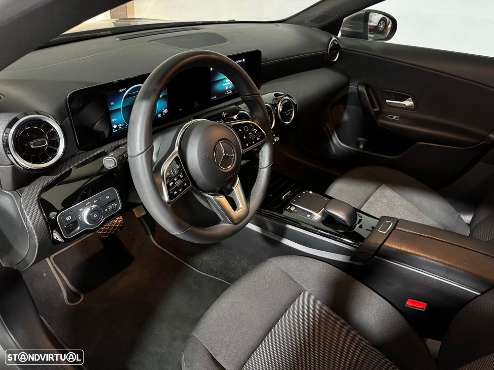 Mercedes-Benz CLA 180 d Business Solutions Frota Aut. - 10