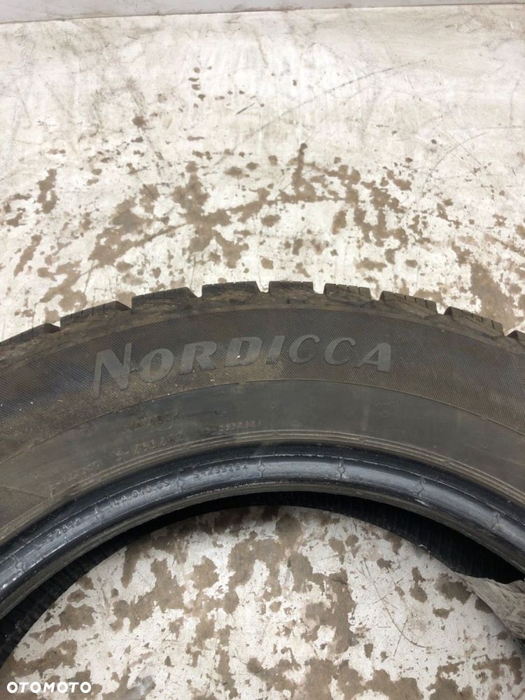 OPONA 15 ZIMA 185/60 - 3