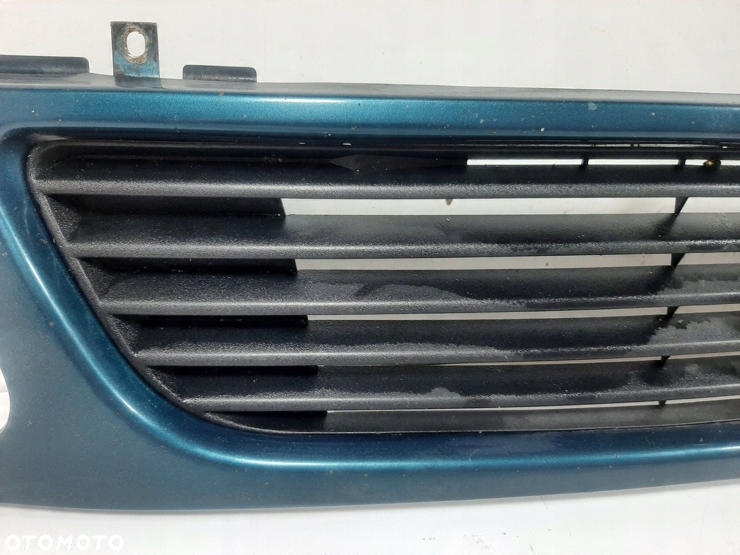 MERCEDES W638 V-KLASA 2.8 12V 98R ATRAPA GRILL 6388880023 - 9