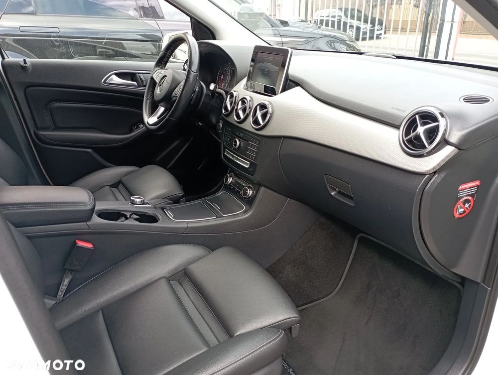 Mercedes-Benz Klasa B 180 (CDI) d 7G-DCT - 9