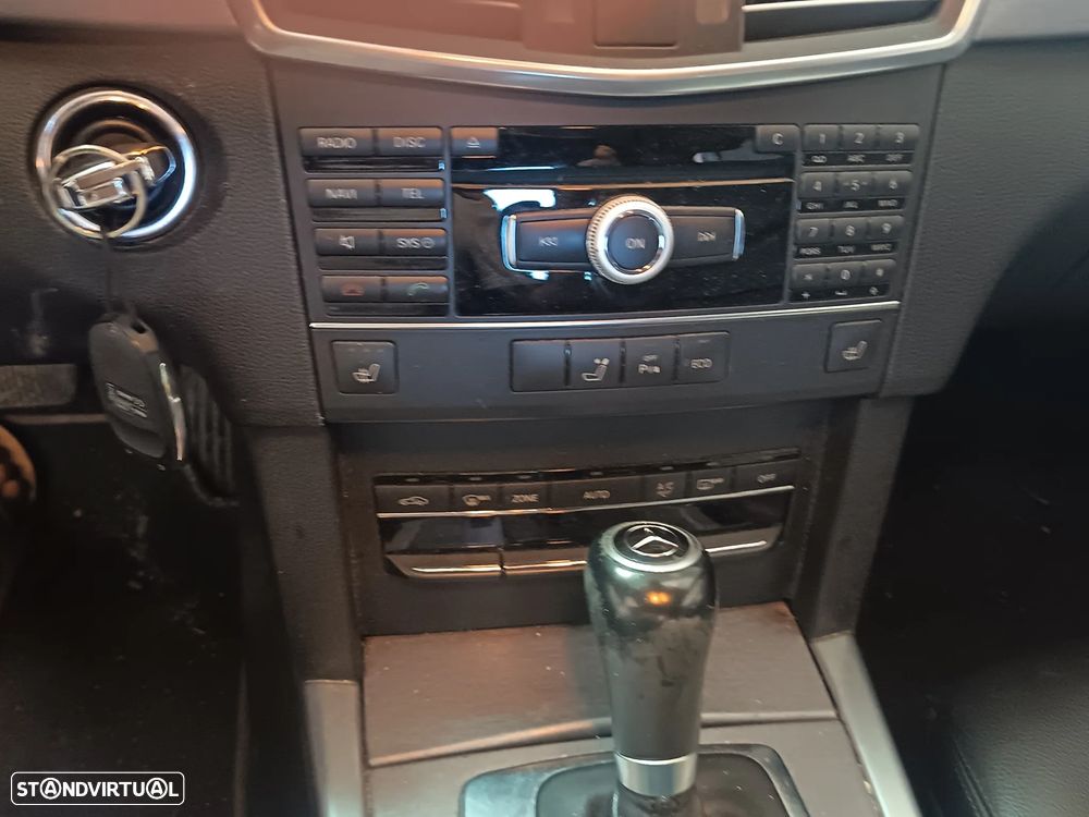 Mercedes-Benz E 200 CDi Elegance BlueEfficiency Auto. - 6