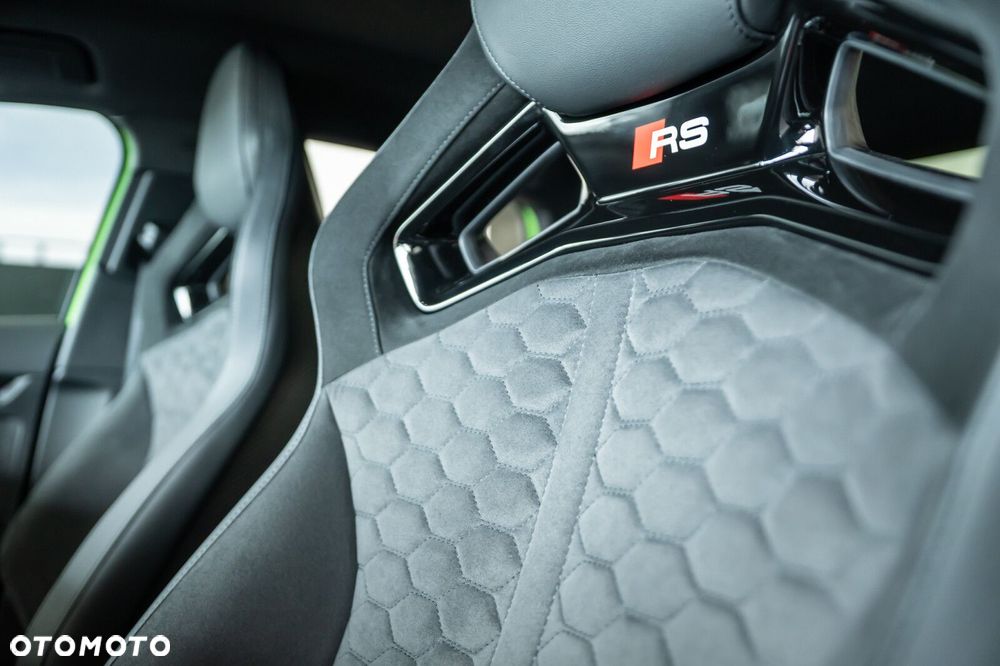 Audi RS3 Limousine - 11