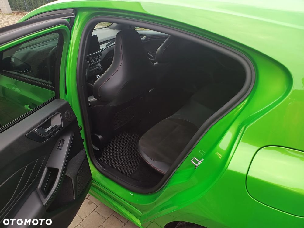 Ford Focus 2.3 EcoBoost ST X - 6