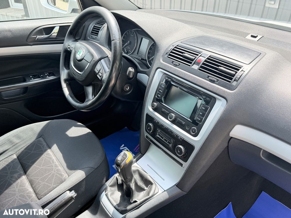 Skoda Octavia 2.0 TDI DPF Elegance - 5