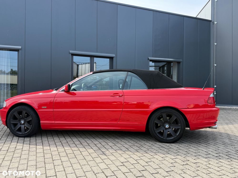 BMW Seria 3 323i - 7