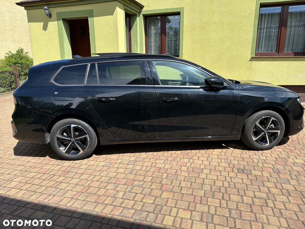 Opel Astra 1.2 Turbo Automatik GS - 4