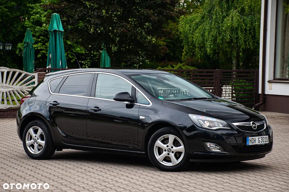 Opel Astra 1.6 Turbo Edition Sport - 3