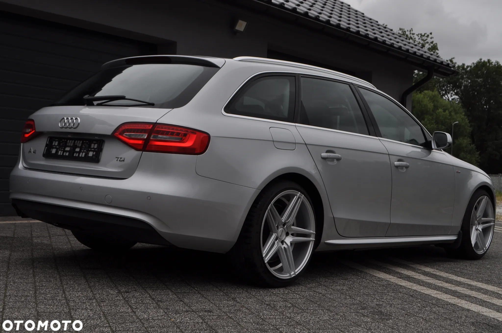 Audi A4 Avant 2.0 TDI ultra DPF Attraction - 6