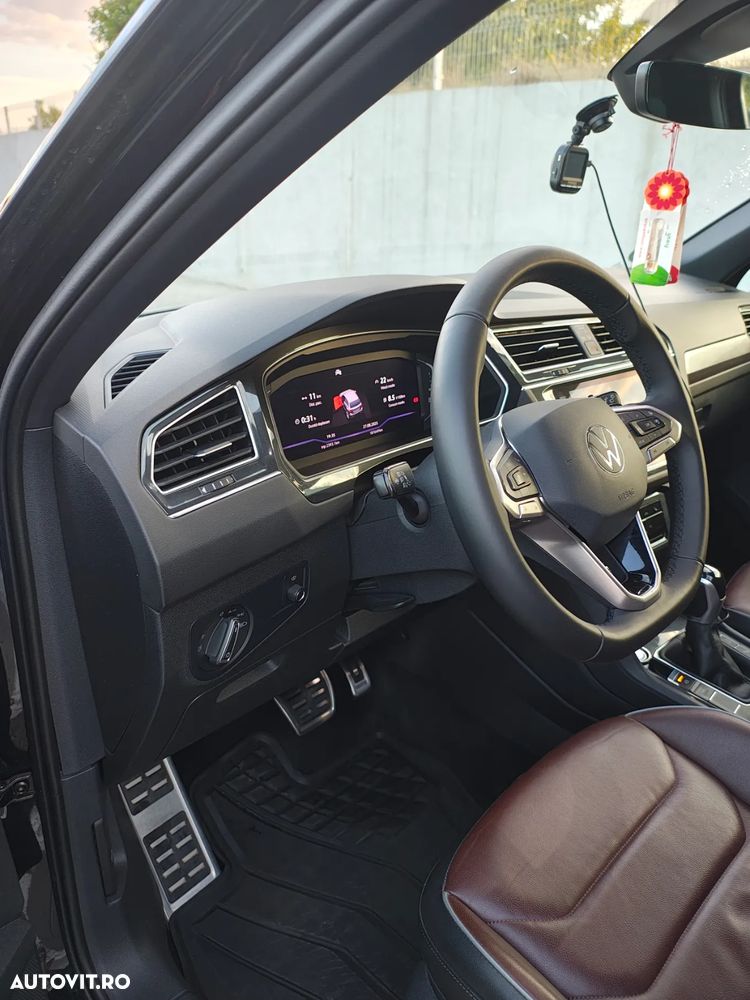 Volkswagen Tiguan 2.0 TDI SCR 4MOTION DSG Elegance - 17