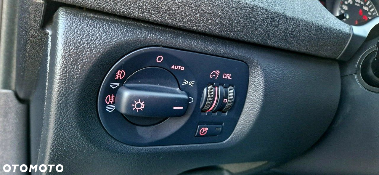 Audi A3 2.0 TDI S Line Sportpaket plus - 33