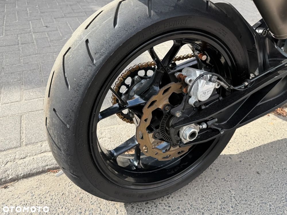KTM Duke - 33