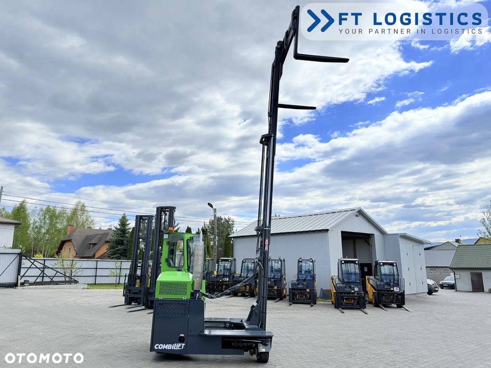 Combilift WÓZEK CZTEROKIERUNKOWY - WIELOKIERUNKOWY - SPRZEDAŻ - WYNAJEM | COMBILIFT C3000 | DIESEL | TRIPLEX 5952MM | SZEROKI POZYCJONER WIDEŁ 2700MM | WOLNY SKOK | STAN IDEALNY | Szeroka oferta wózków czterokierunkowych i bocznych, dopasowanych do różnorodnych potrzeb i zastosowań - 34