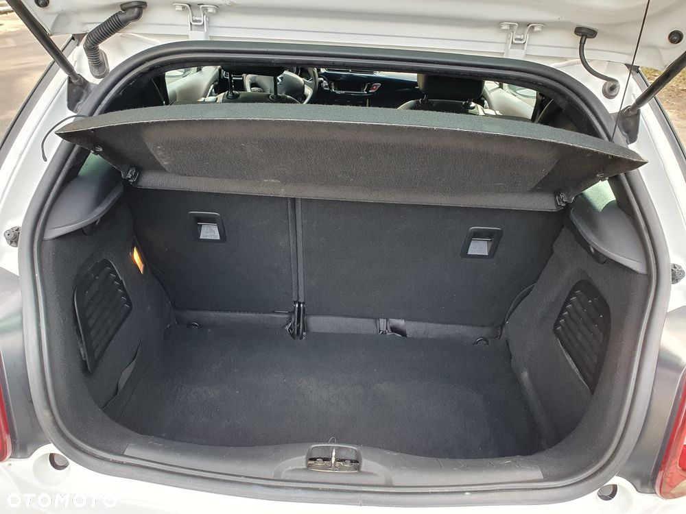 Citroën DS3 PureTech 110 Start & Stop SoChic - 17