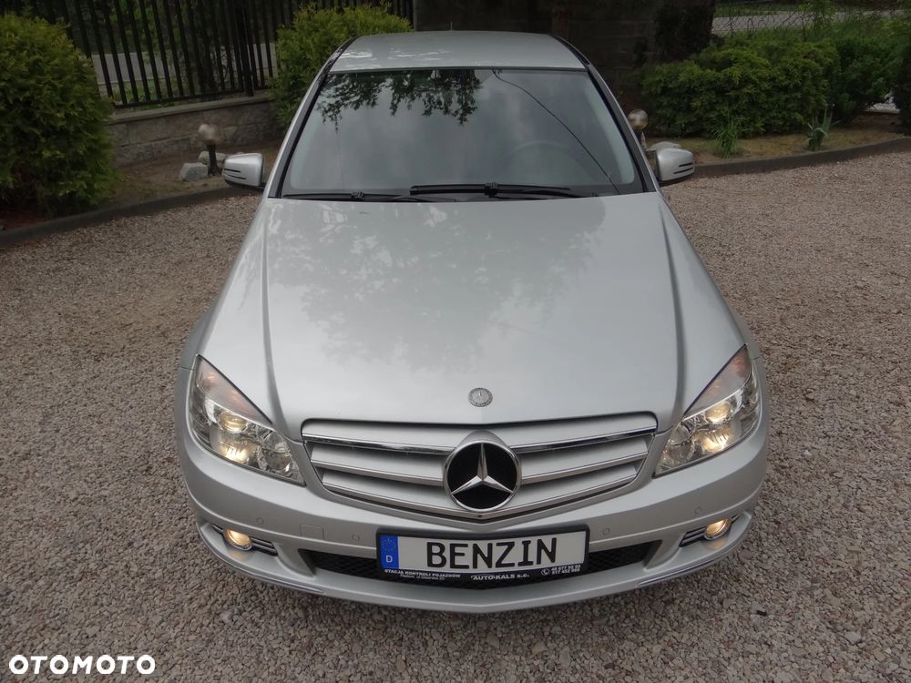 Mercedes-Benz Klasa C 180 BlueEFFICIENCY 7G-TRONIC Avantgarde - 2
