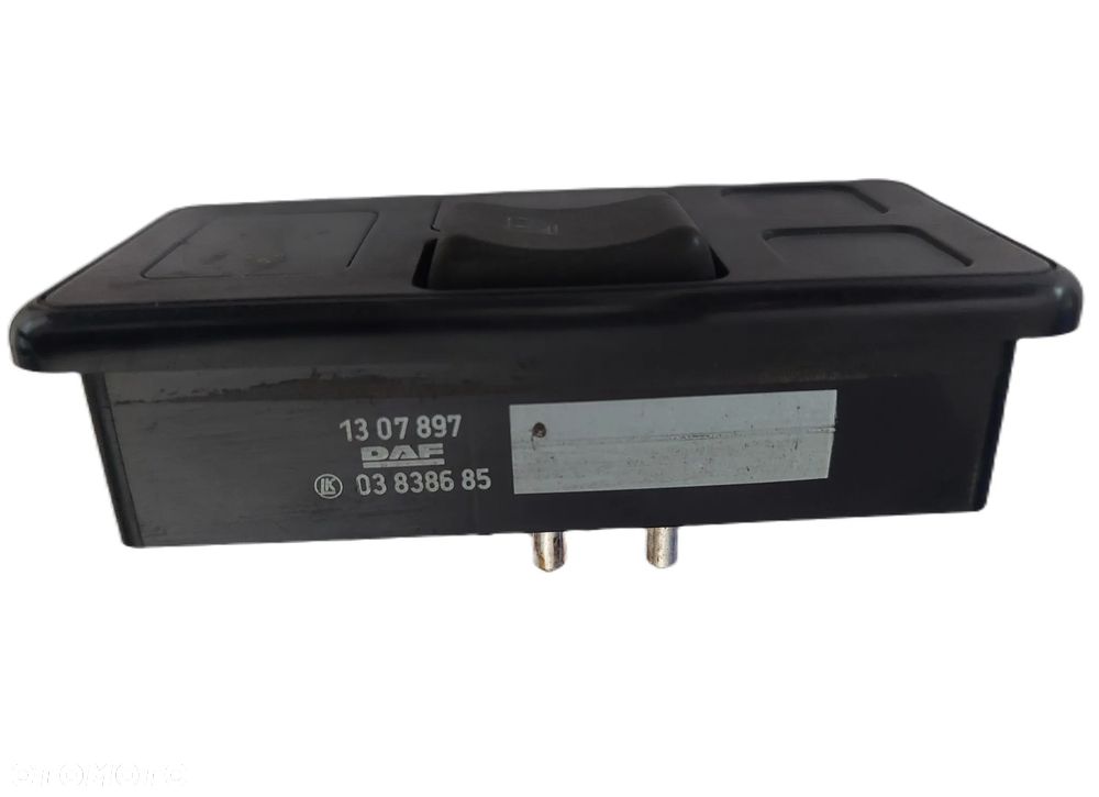 PRZEŁĄCZNIK SZYBY PRAWY 1307897 DAF XF 95 - 3