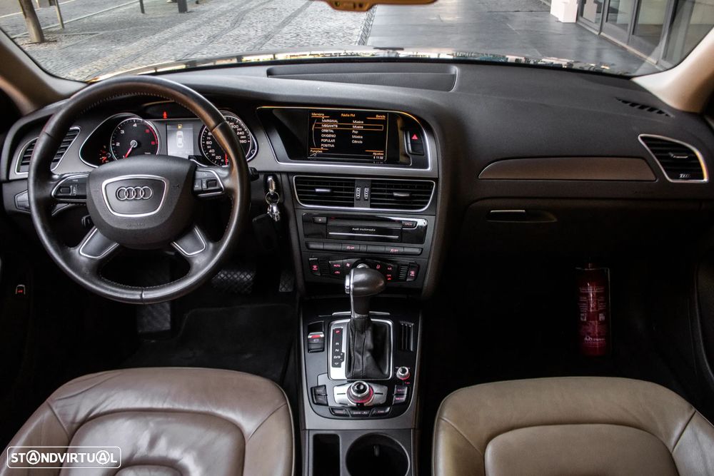 Audi A4 2.0 TDI S tronic design - 30