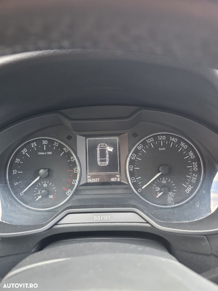 Skoda Octavia 1.6 TDI 4X4 AMBITION - 8