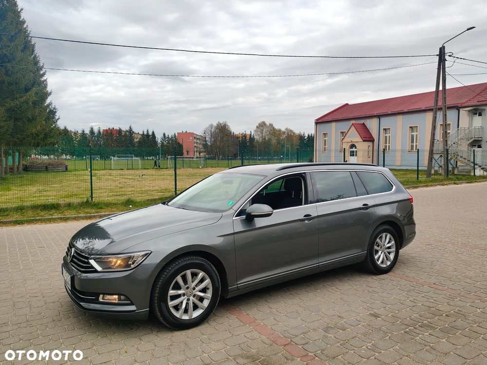 Volkswagen Passat 2.0 TDI (BlueMotion Technology) Comfortline - 20