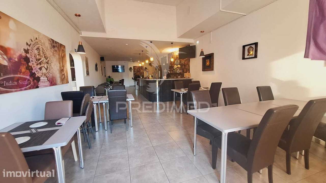Espaço comercial com licença de bar em Albufeira - Grande imagem: 2/10