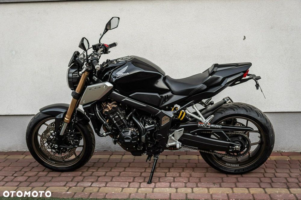 Honda CB - 7