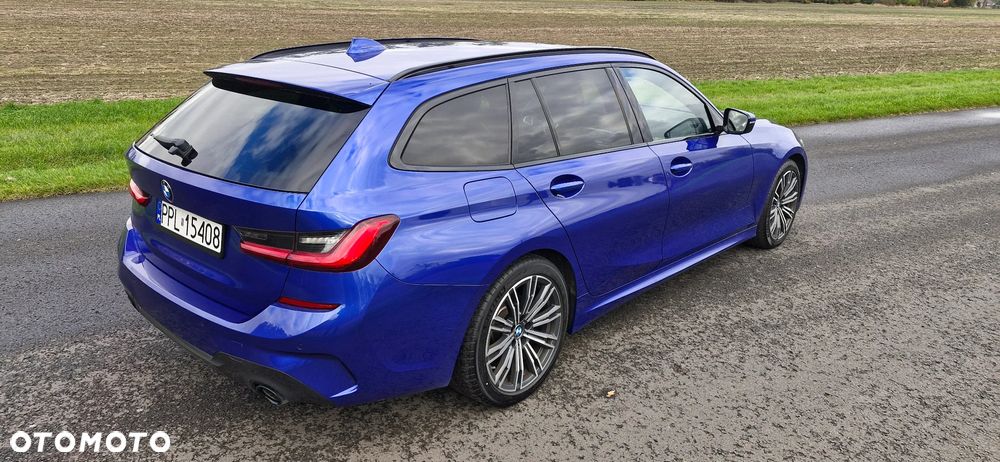 BMW Seria 3 320d Touring xDrive M Sport - 6