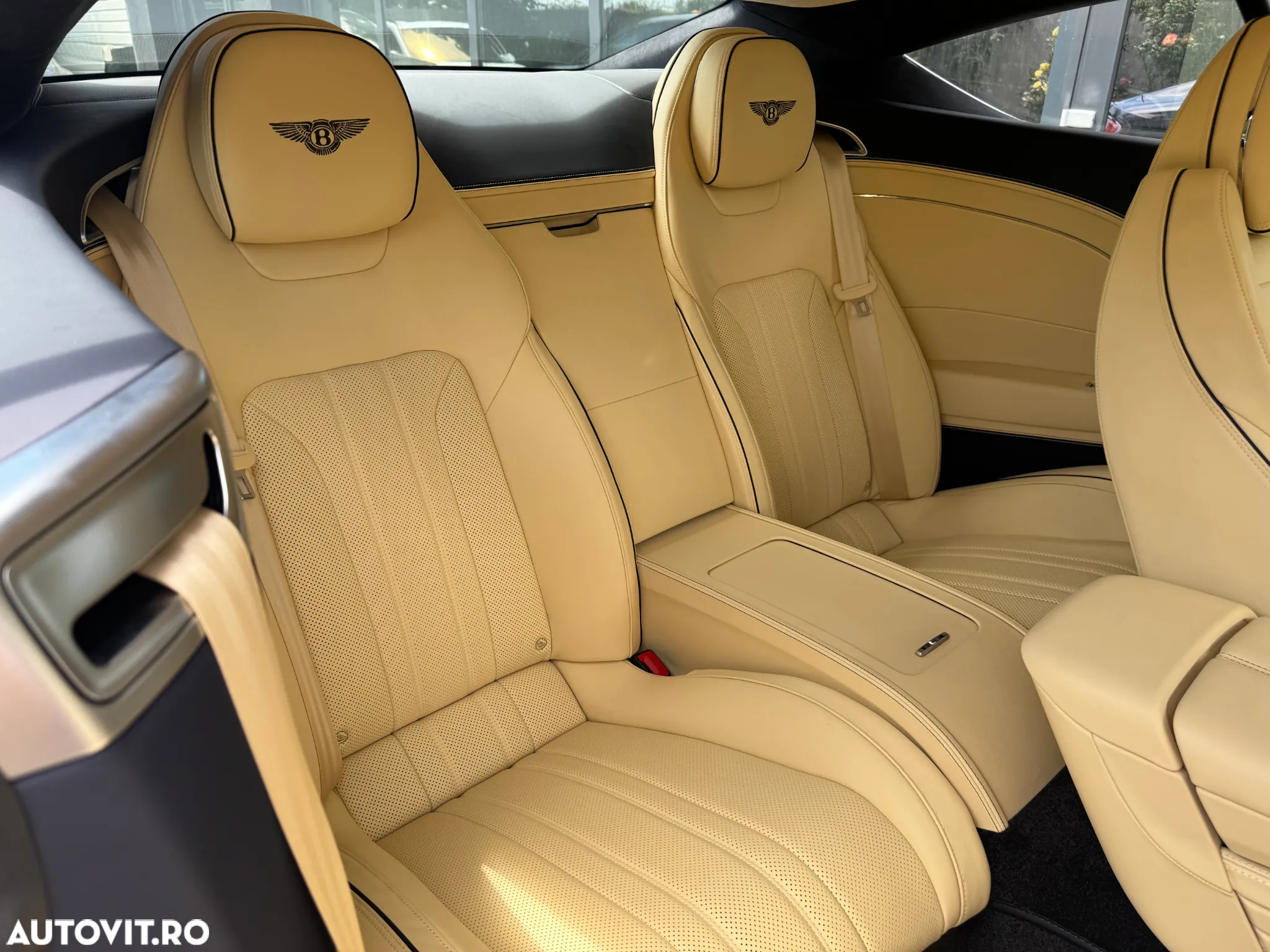 Bentley Continental - 12