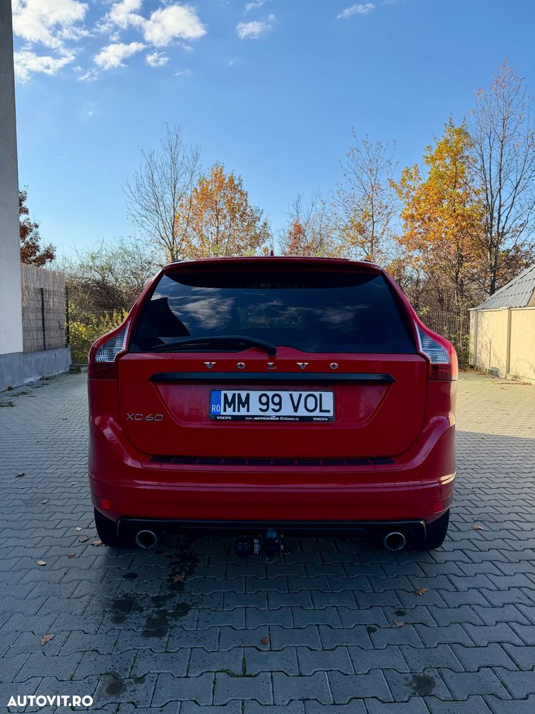 Volvo XC 60 D5 AWD Rdesign - 4