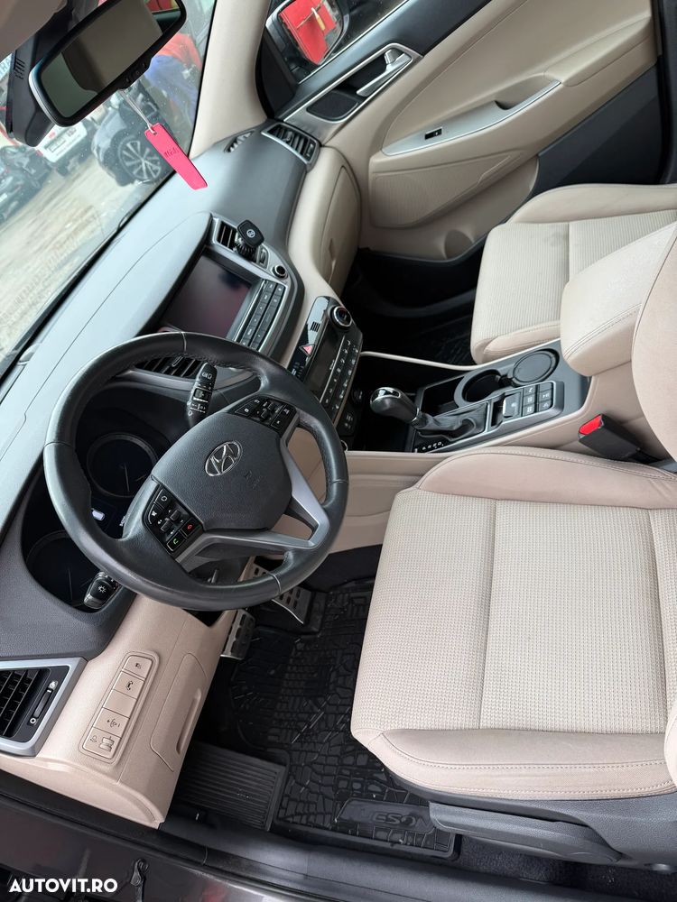 Hyundai Tucson 1.6 T-GDi 4WD 7DCT Luxury+ - 3