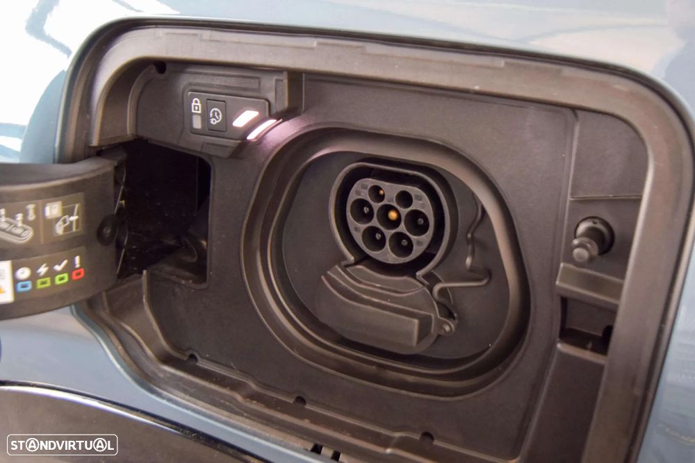 Peugeot E-5008 73 kWh GT - 41