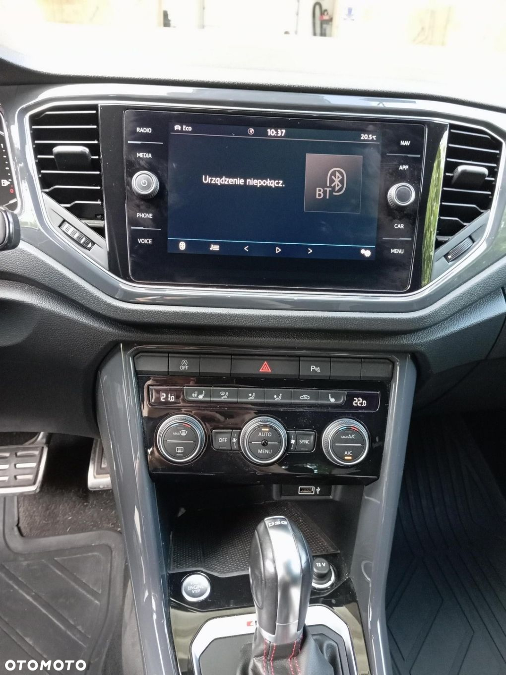 Volkswagen T-Roc - 14